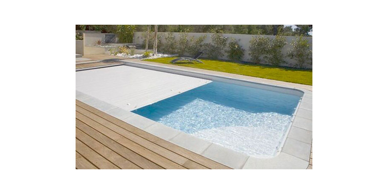 Cobertor térmico de verano, indispensable para tu piscina