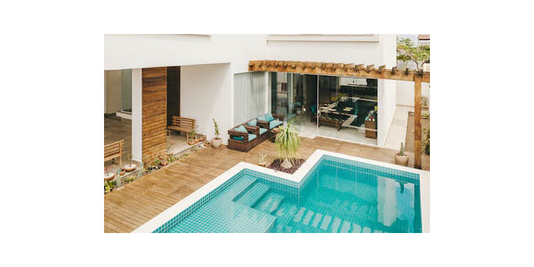 Tendencias en decoración exterior de piscinas